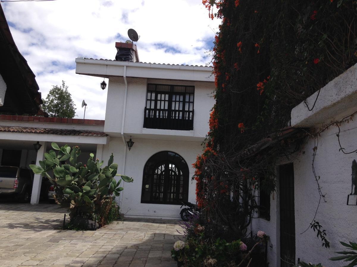 Mansion Samzara Hosteleria Sangolquí Buitenkant foto